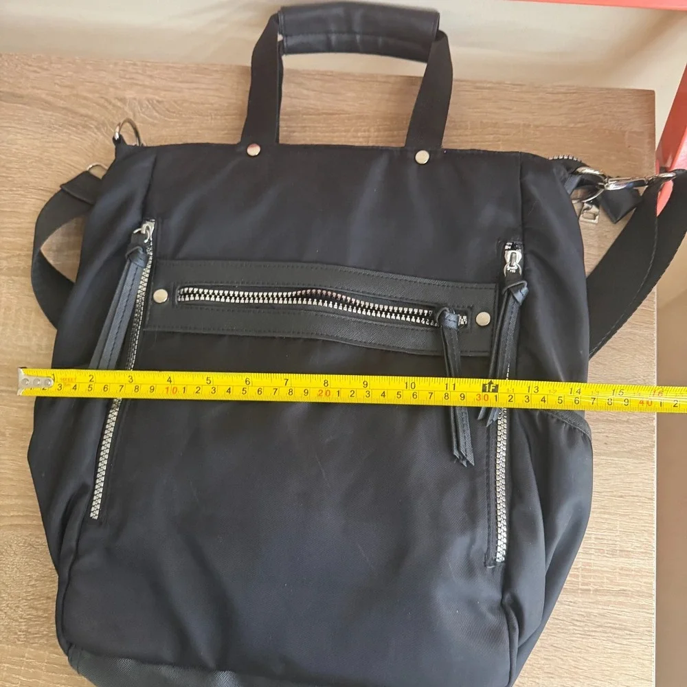 Laundry by Shelli Segal Black Women's Laptop Bag, Zipper Closure, Double Handles